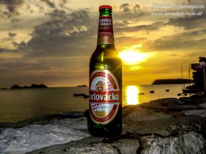 Kroatisches Bier Karlovacko in Dubrovnik