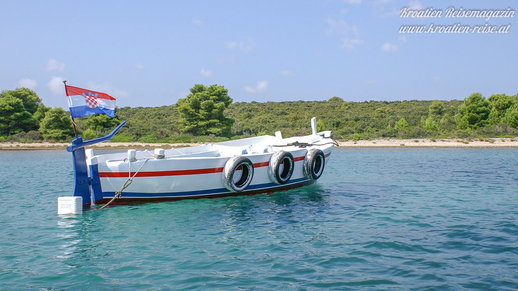 Mit dem Boot zum Robinsonhaus in Kroatien