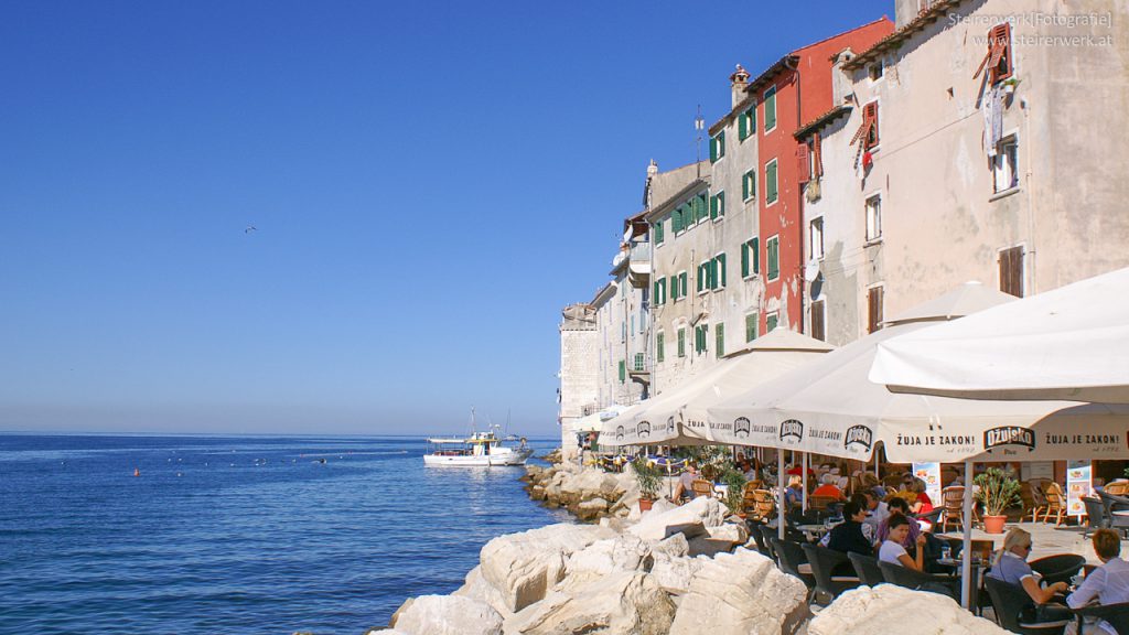 Bar in Rovinj am Meer