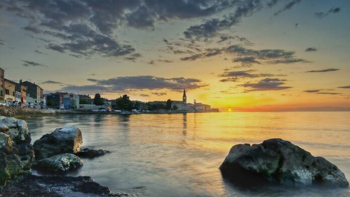 Sonnenuntergang über Porec