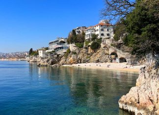 Rijeka Strand