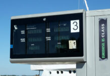 Tankstelle Kroatien Meer
