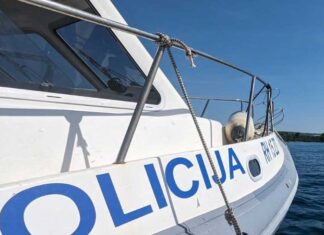Polizeiboot