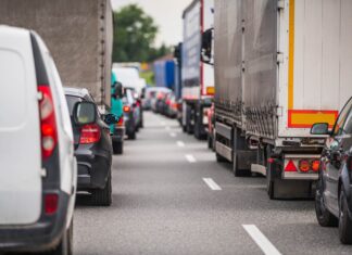 Stau auf der Autobahn